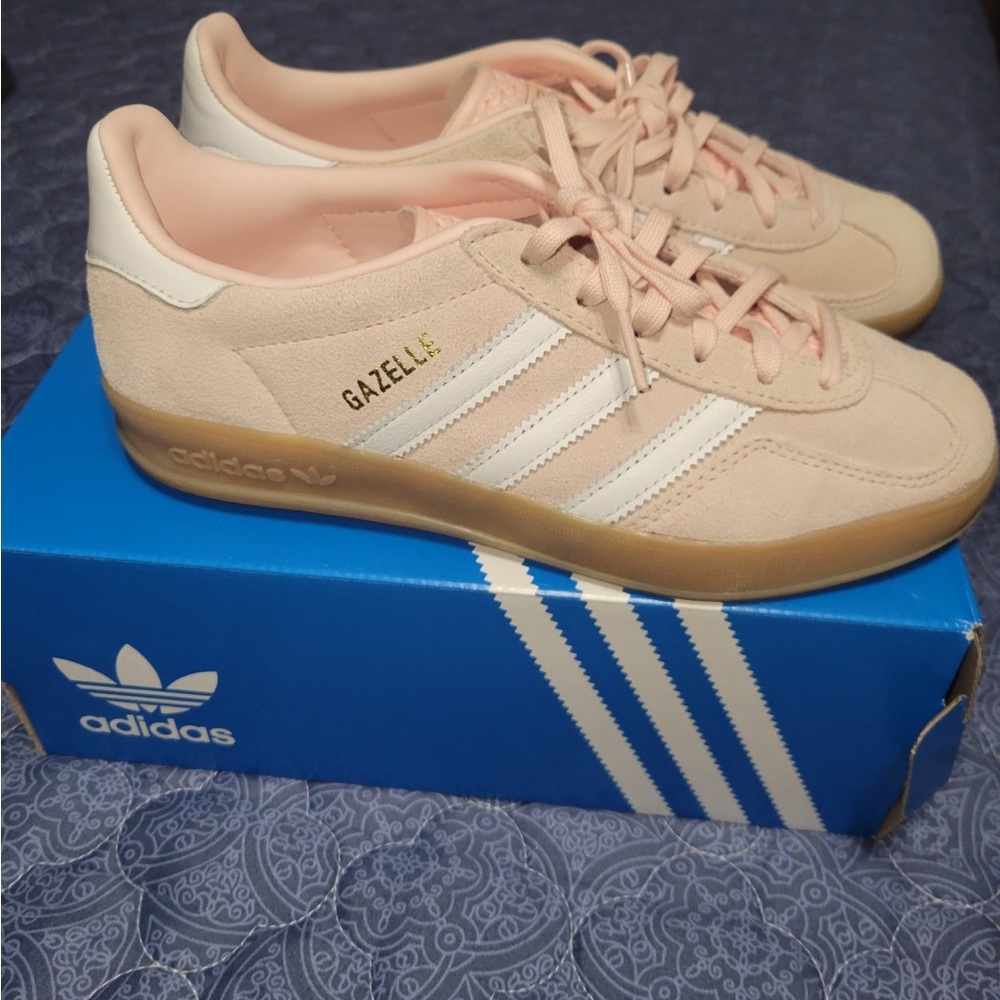 Women’s adidas Gazelle Indoor size 6.5